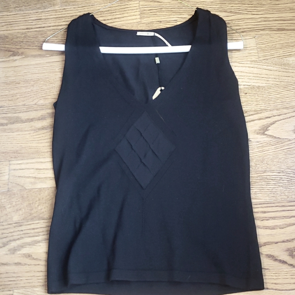 Brand new Max Studio knit top
